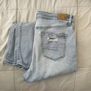 American Eagle mom jeans